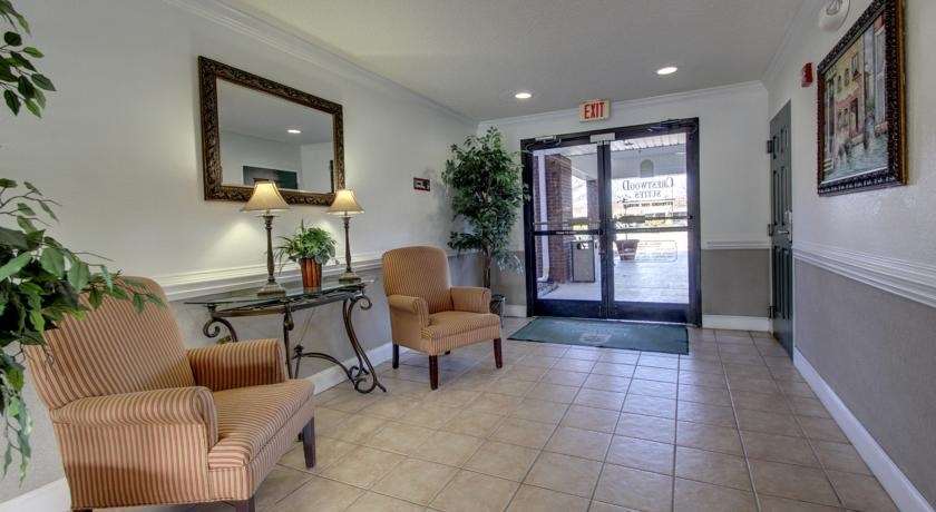 Intown Suites Extended Stay Greensboro Nc - Lanada المظهر الداخلي الصورة