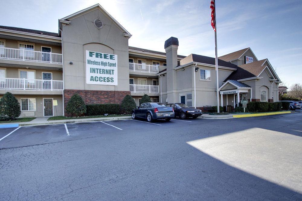Intown Suites Extended Stay Greensboro Nc - Lanada المظهر الخارجي الصورة